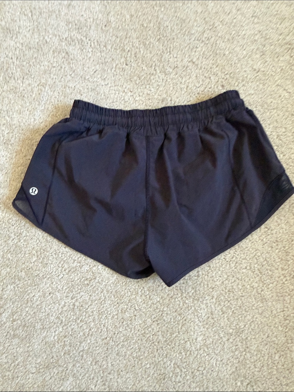 lululemon athletica Women's high Black Athletic Shorts size 6 - Picture 3 of 6